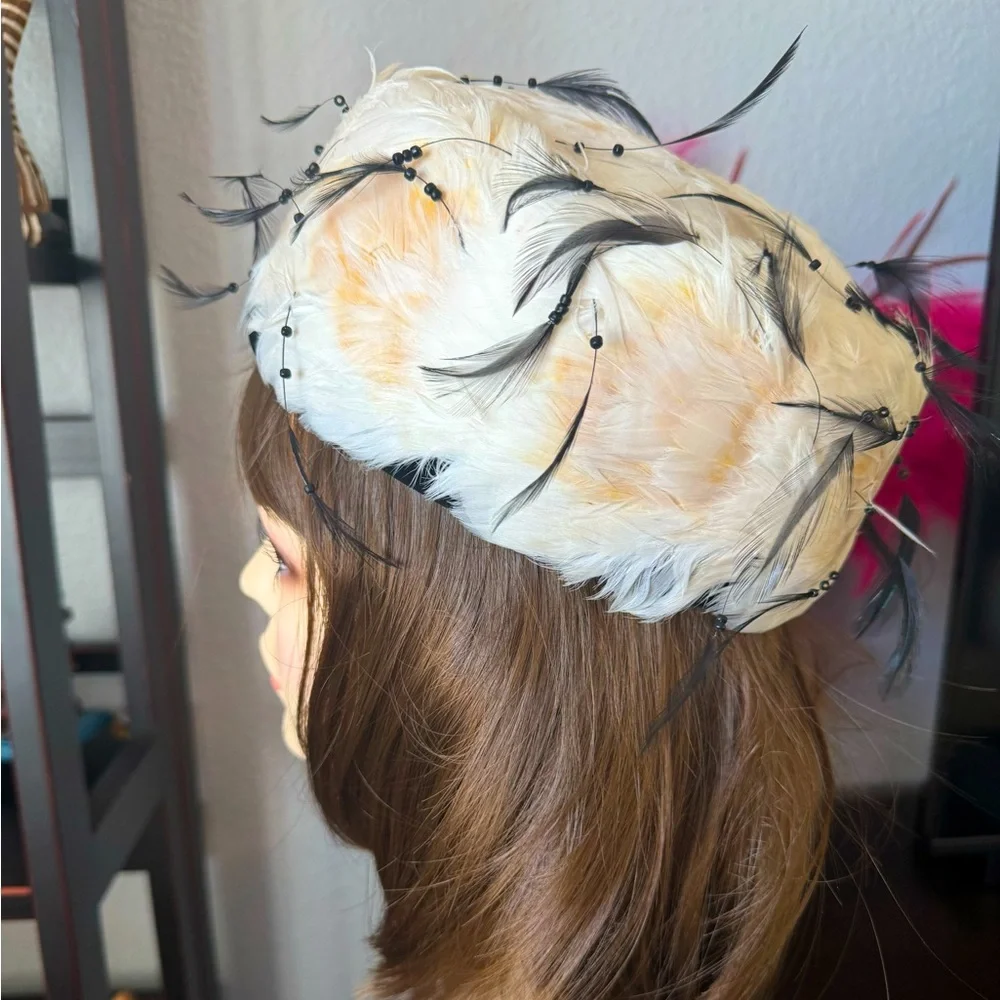 Vintage Black and White Feathered Hat - Picture 5 of 12